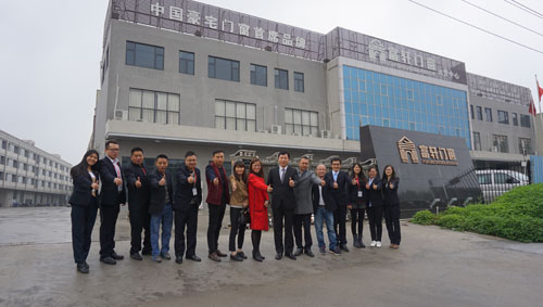 獲益良多！牛商總會執行會長來我公司指導網絡營銷工作