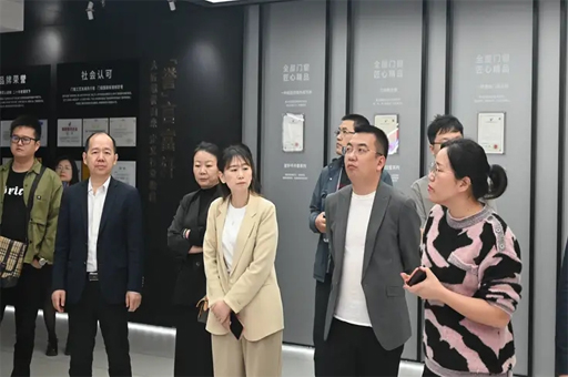 深化戰略合作——居然之家重慶貴州分公司領導考察富軒集團